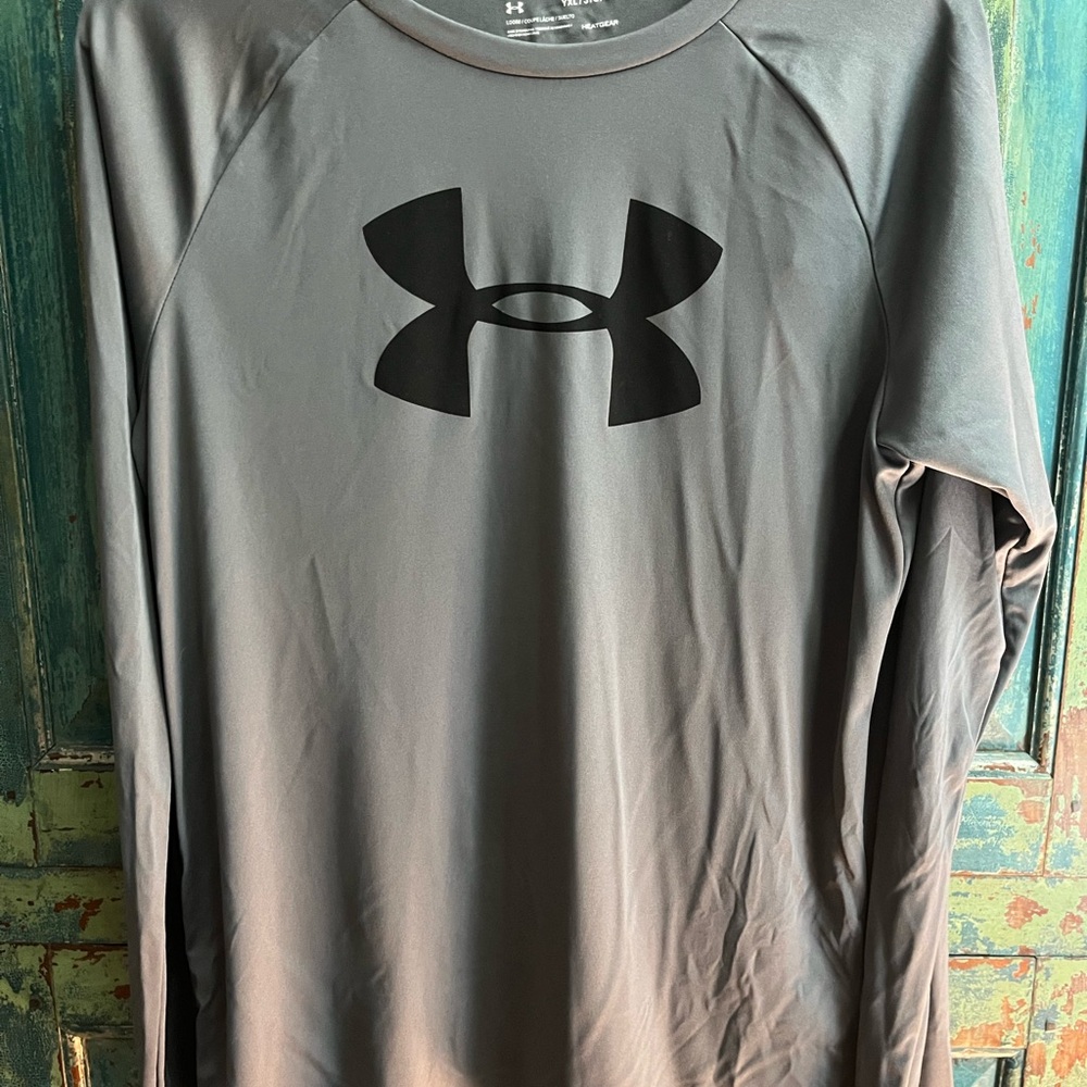 Under Armour YXL HeatGear t-shirt
